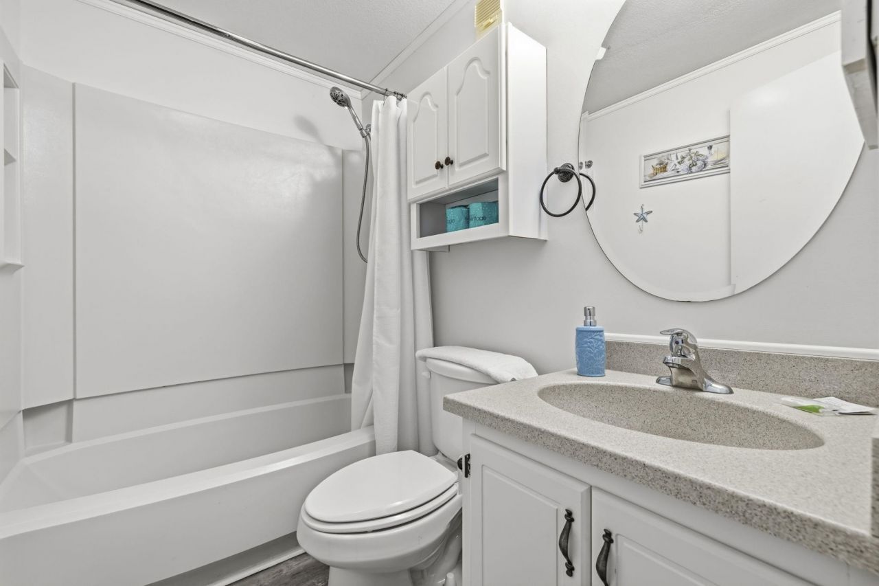 5905 S Kings Hwy.  Photo 17