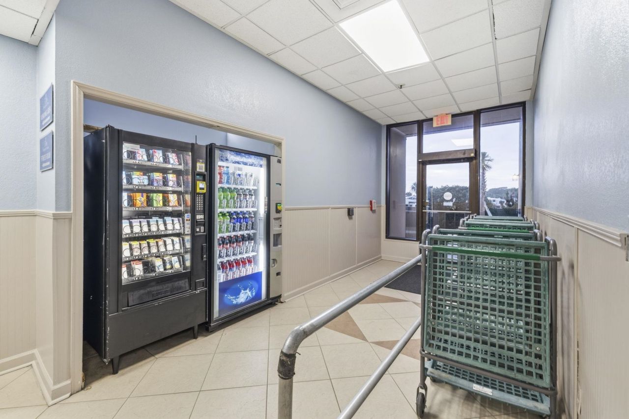 5905 S Kings Hwy.  Photo 19