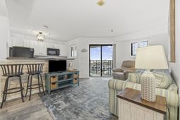 5905 S Kings Hwy.  photo 4