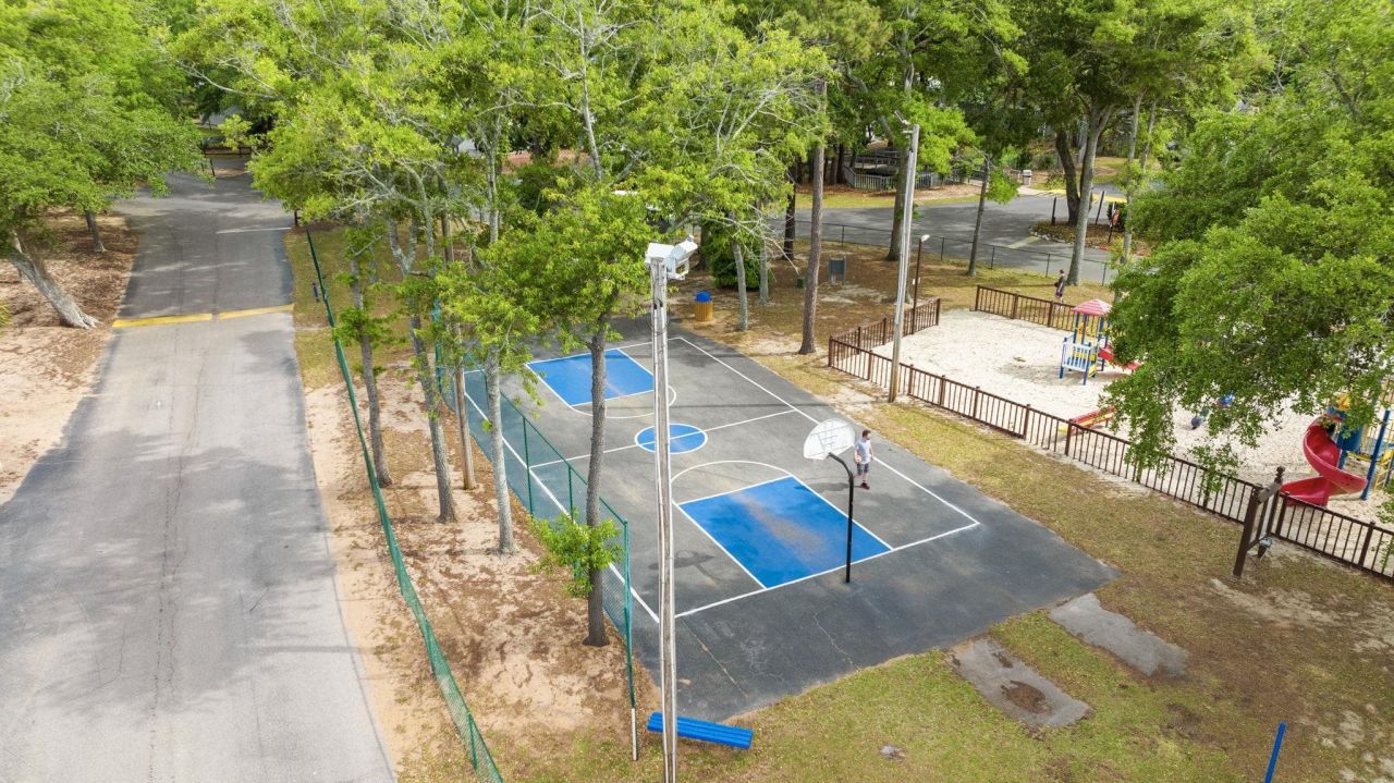 5905 S Kings Hwy.  Photo 32