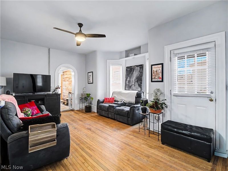 37931 Vine Street, Willoughby, OH 44094 Photo 18