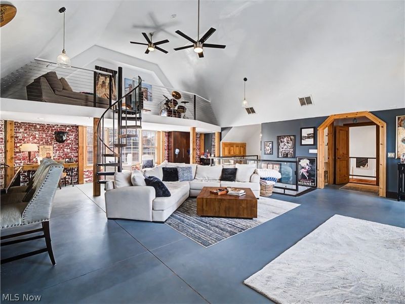 37931 Vine Street, Willoughby, OH 44094 Photo 7