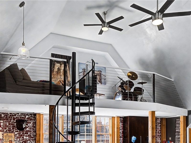 37931 Vine Street, Willoughby, OH 44094 Photo 8