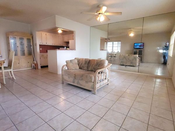 21 Norwich A, West Palm Beach, FL 33417