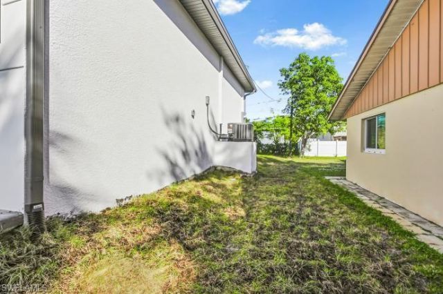 11607 Pawley Ave, Bonita Springs, FL 34135 Photo