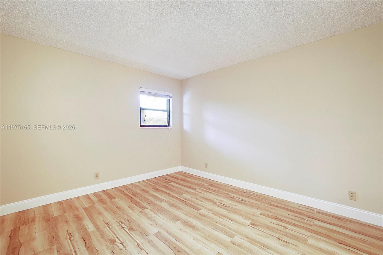 1036 Us Highway 1 , Unit 216, North Palm Beach, FL 33408 Photo