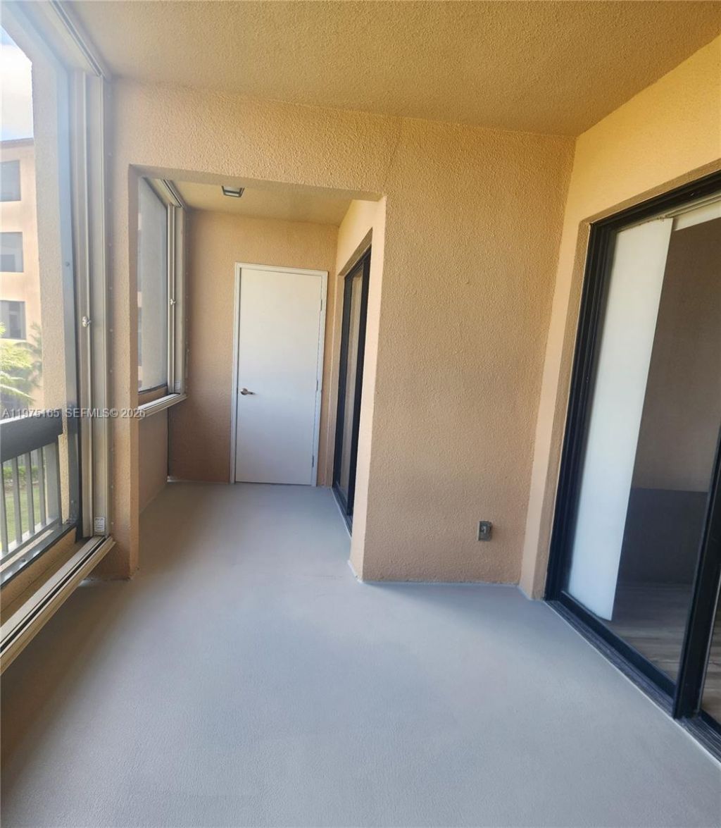 1036 Us Highway 1 , Unit 216, North Palm Beach, FL 33408 Photo