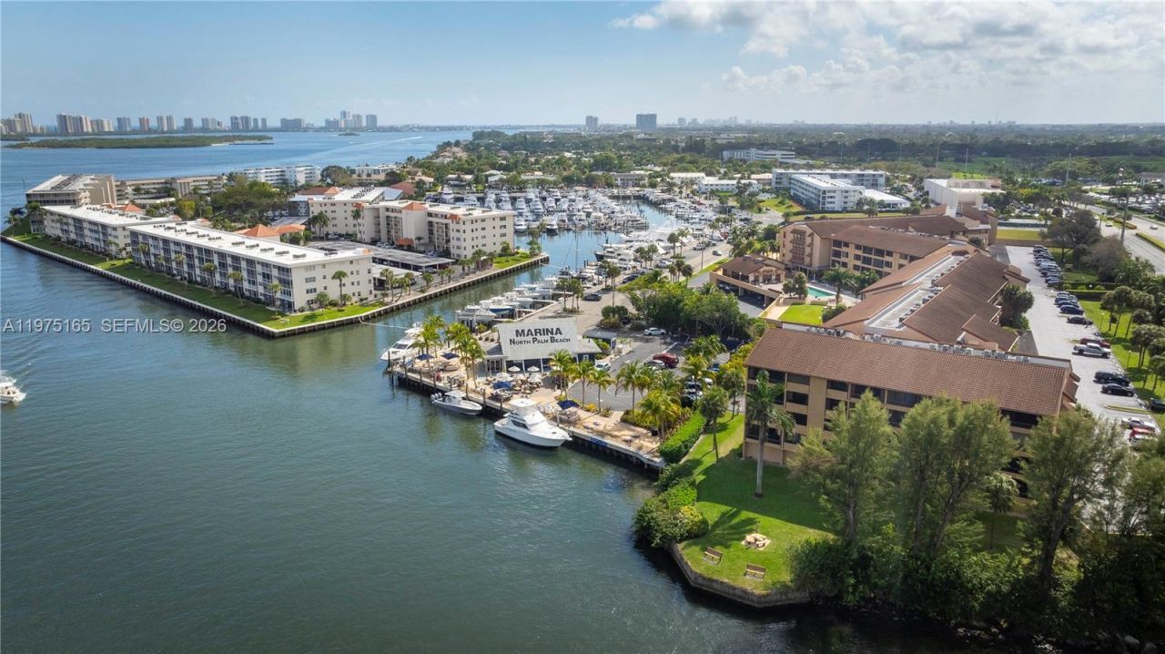 1036 Us Highway 1 , Unit 216, North Palm Beach, FL 33408 Photo