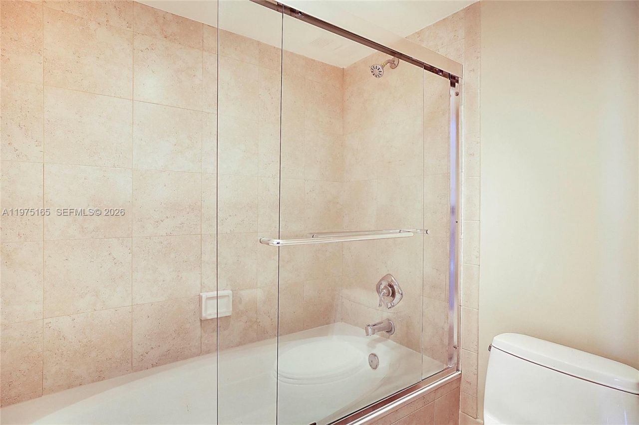 1036 Us Highway 1 , Unit 216, North Palm Beach, FL 33408 Photo