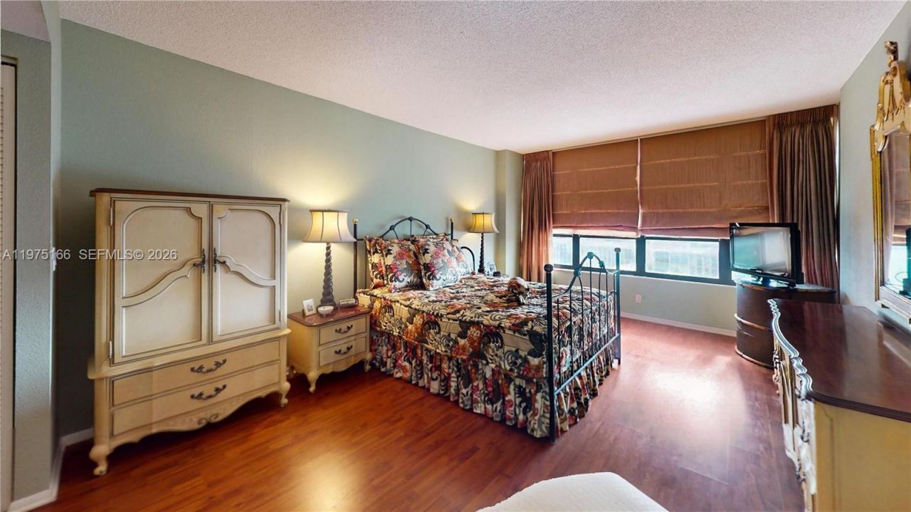 600 Three Islands Blvd , Unit 607, Hallandale Beach, FL 33009 Photo