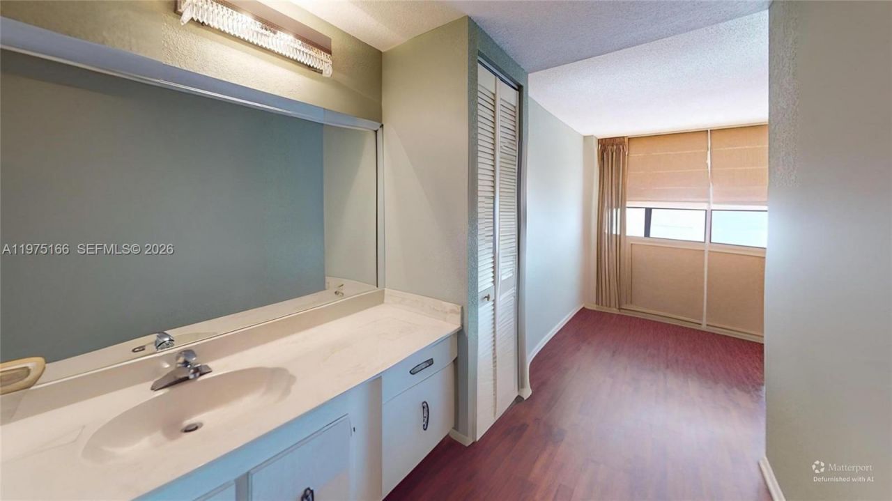 600 Three Islands Blvd , Unit 607, Hallandale Beach, FL 33009 Photo