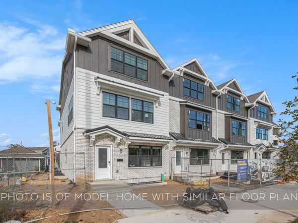 711 N Saint Peter Avenue, South Bend, IN 46617