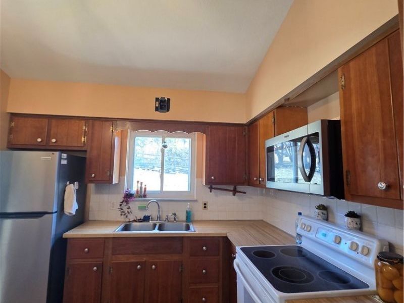 8137 State Road, North Royalton, OH 44133 Photo 10