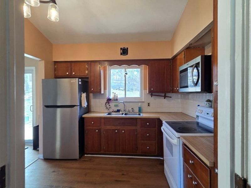 8137 State Road, North Royalton, OH 44133 Photo 3