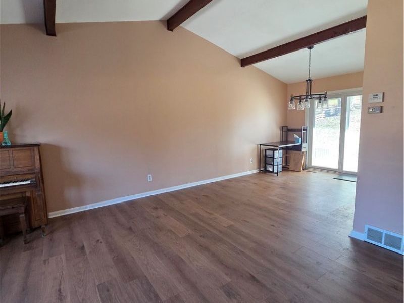 8137 State Road, North Royalton, OH 44133 Photo 5