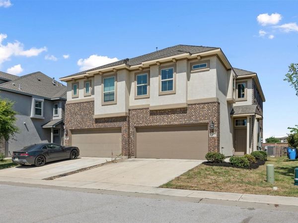 2202 Dillon Pond LN , Unit B, Pflugerville, TX 78660