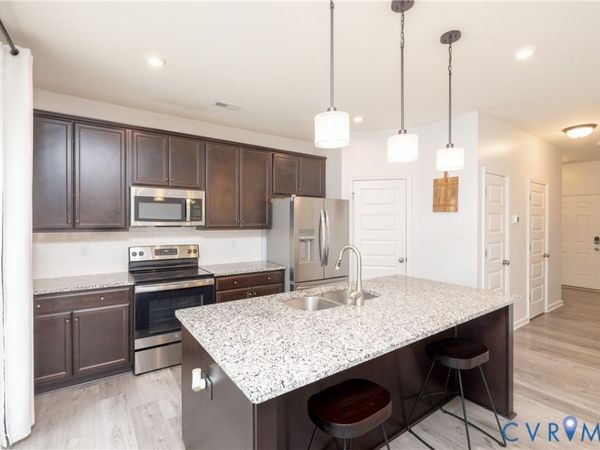 7710 Broadstairs Lane, New Kent, VA 23124
