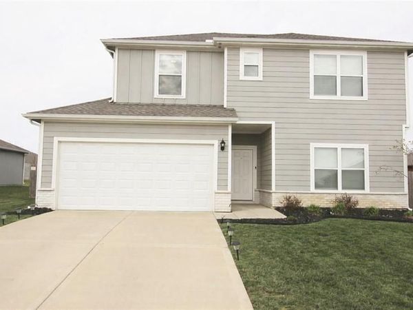 8001 SE 6th Terrace, Blue Springs, MO 64014