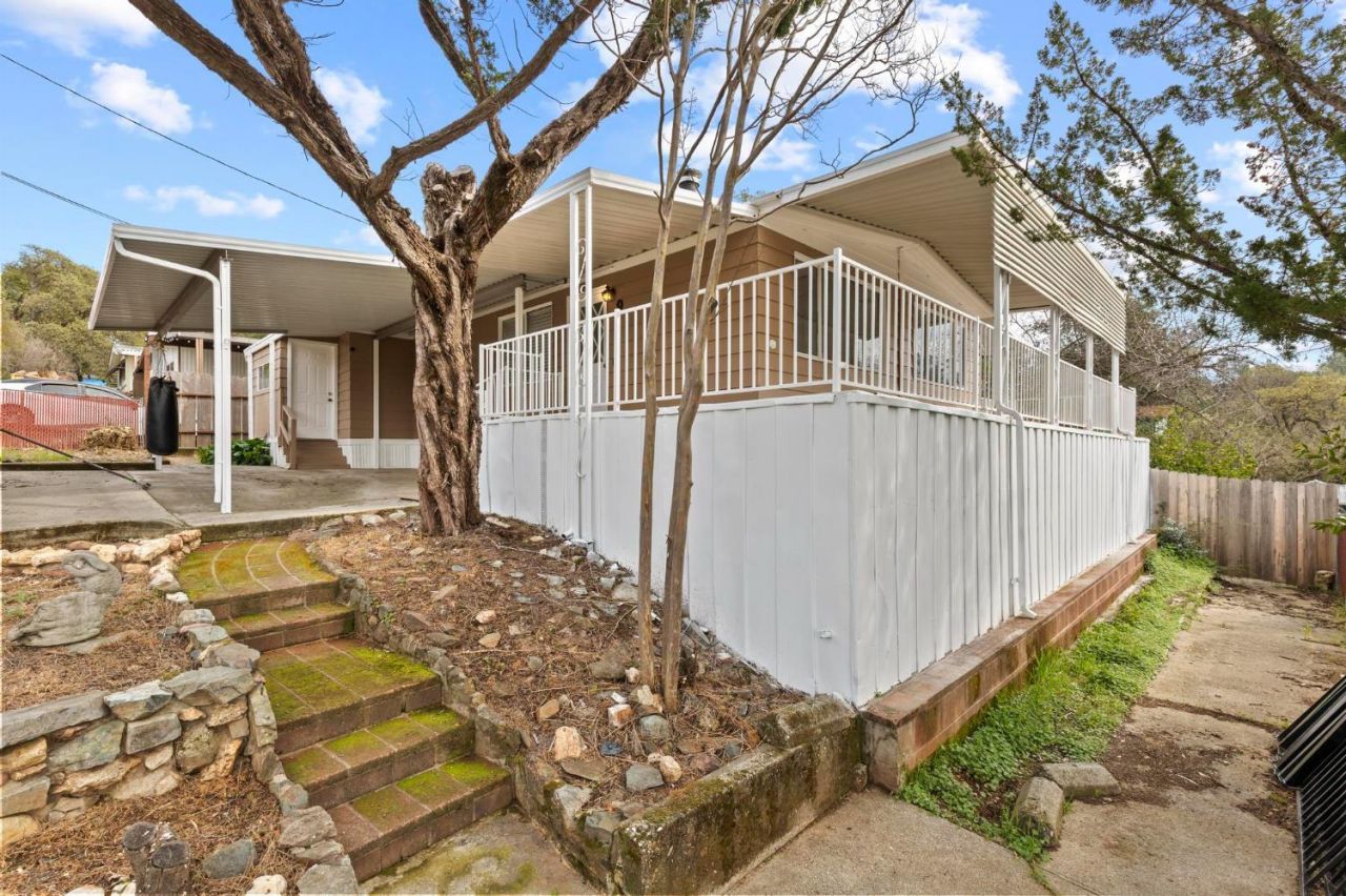 9 Hanging Tree Ct, Oroville, CA 95966 Photo