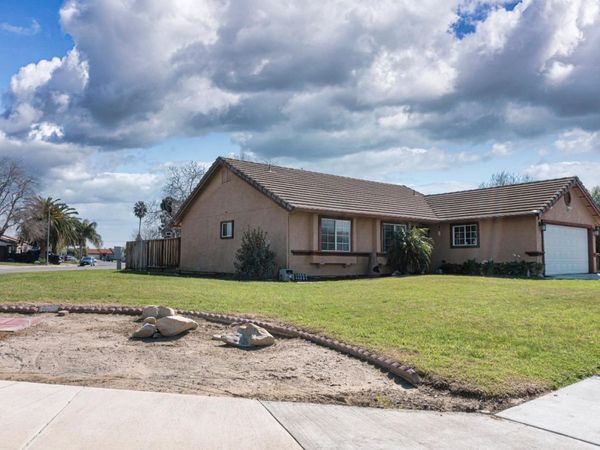 2030 Hastings Ave, Los Banos, CA 93635