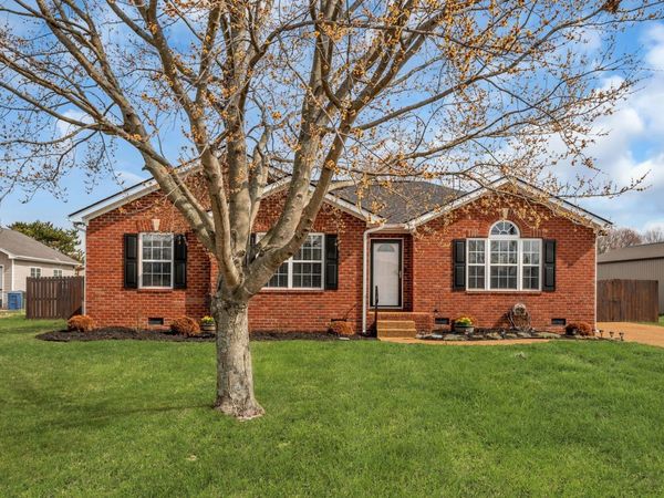 115 Irish Oaks Dr, Portland, TN 37148