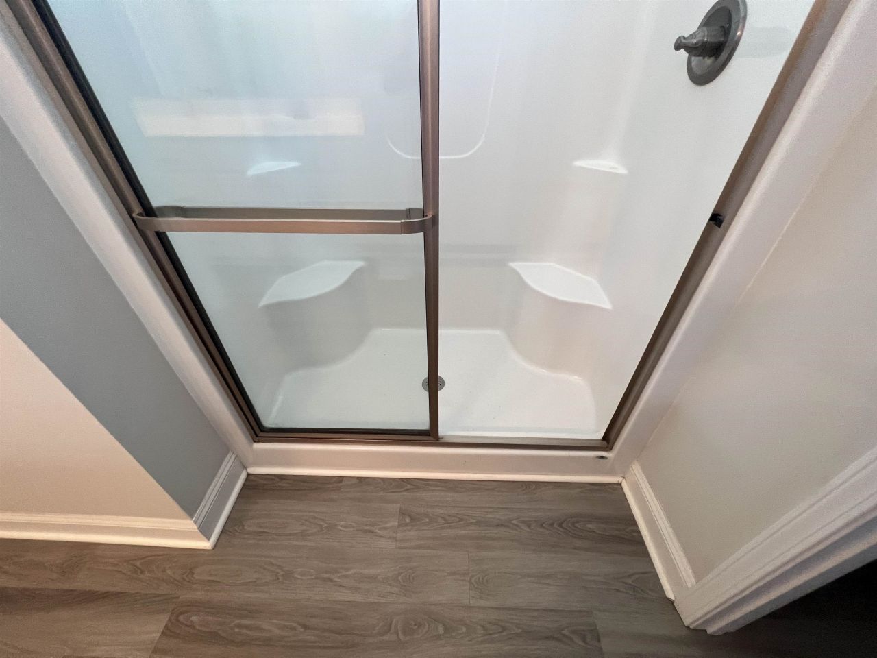 711 Hobonny Loop  Photo 12