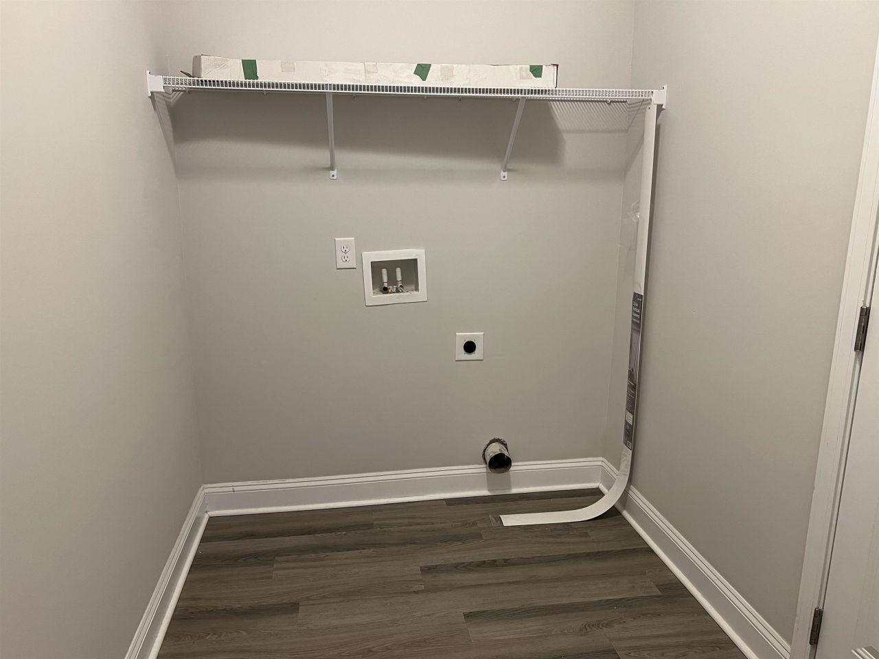 711 Hobonny Loop  Photo 16