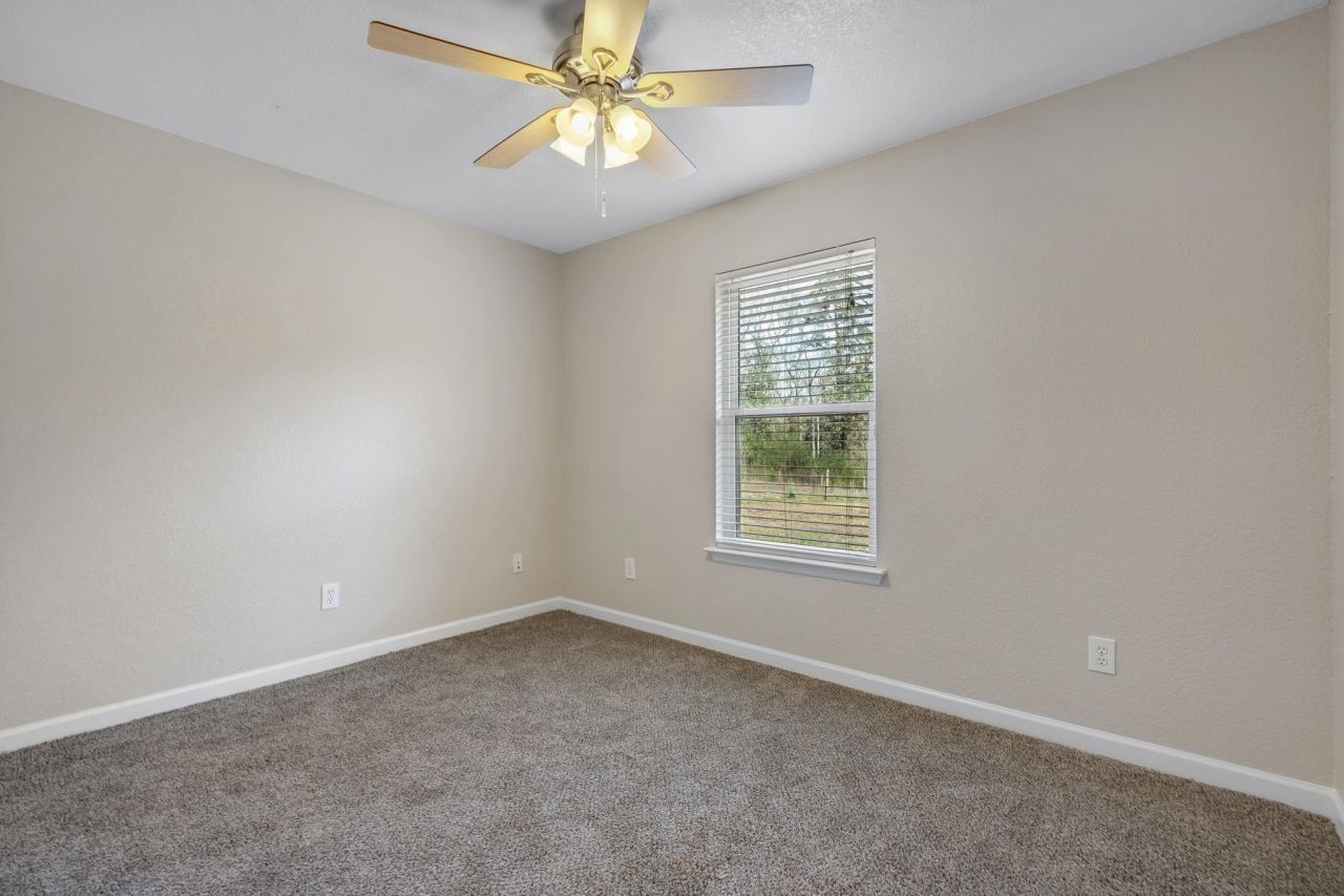 697 Millwood Drive , Havana, FL 00000 Photo