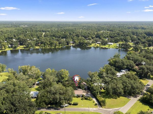 480 Lake View Drive, Wewahitchka, FL 32465