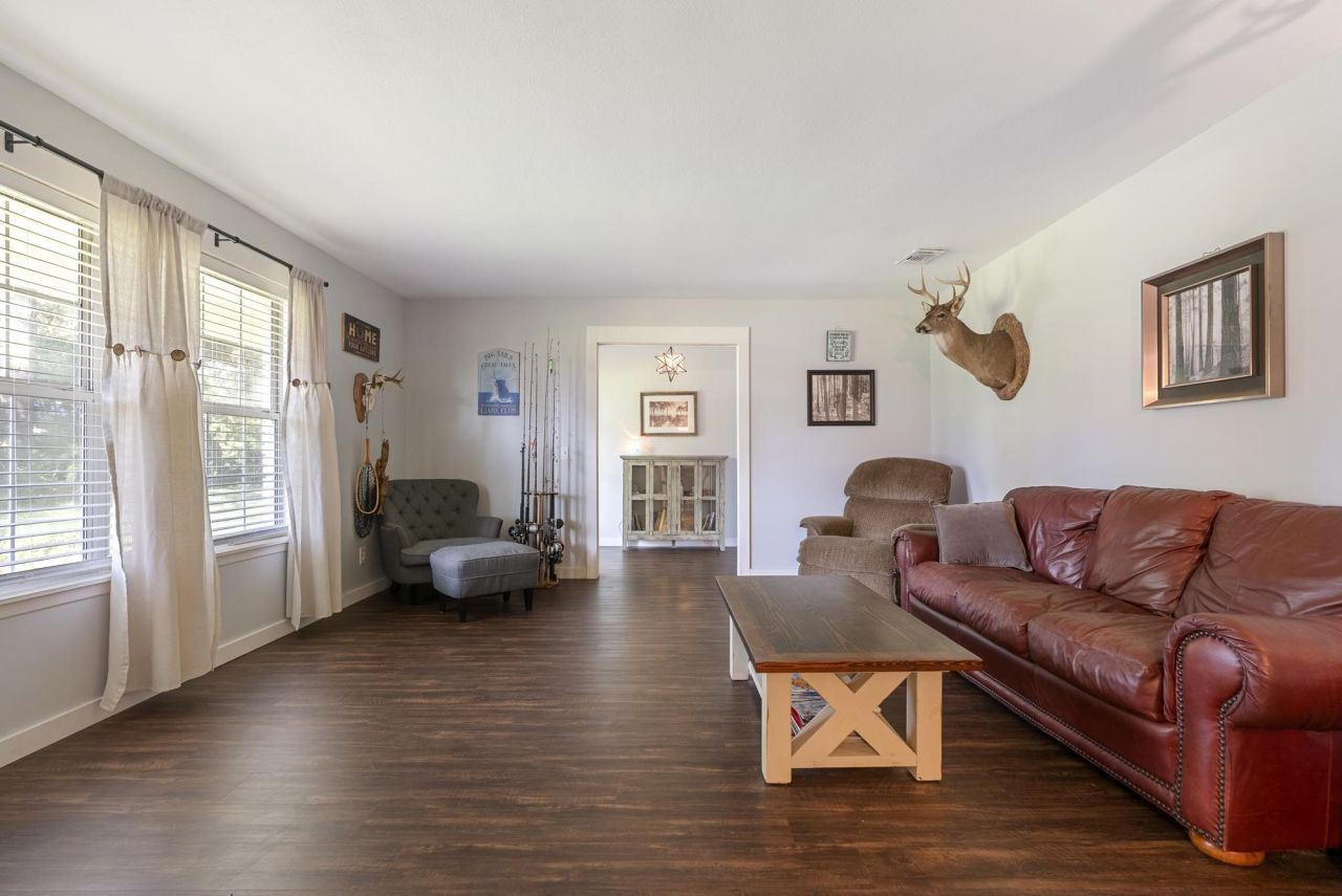 480 Lake View Drive, Wewahitchka, FL 32465 Photo