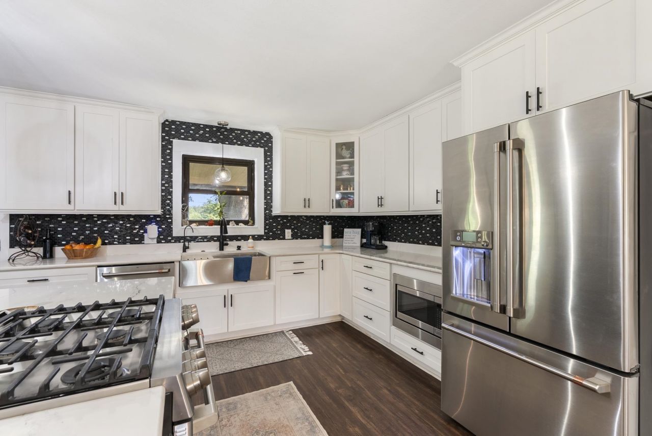 480 Lake View Drive, Wewahitchka, FL 32465 Photo