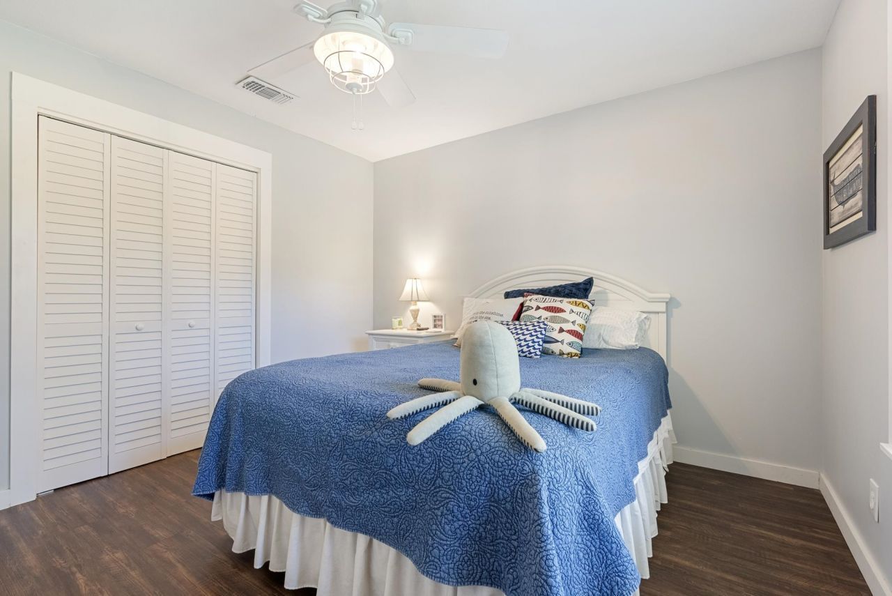 480 Lake View Drive, Wewahitchka, FL 32465 Photo