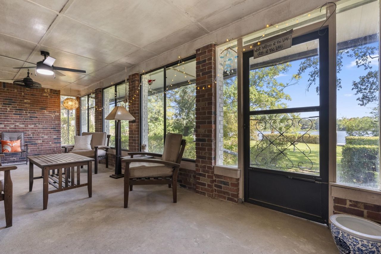 480 Lake View Drive, Wewahitchka, FL 32465 Photo