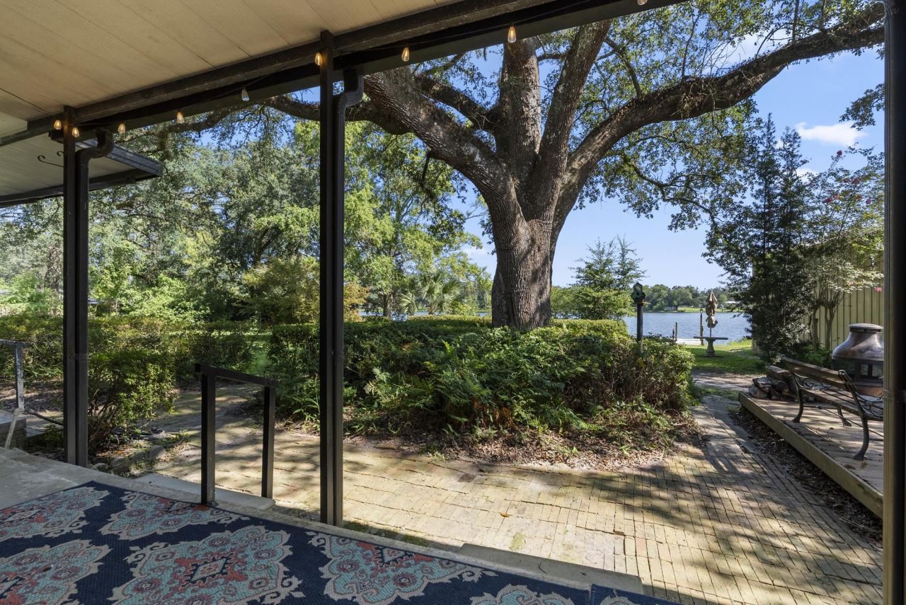 480 Lake View Drive, Wewahitchka, FL 32465 Photo