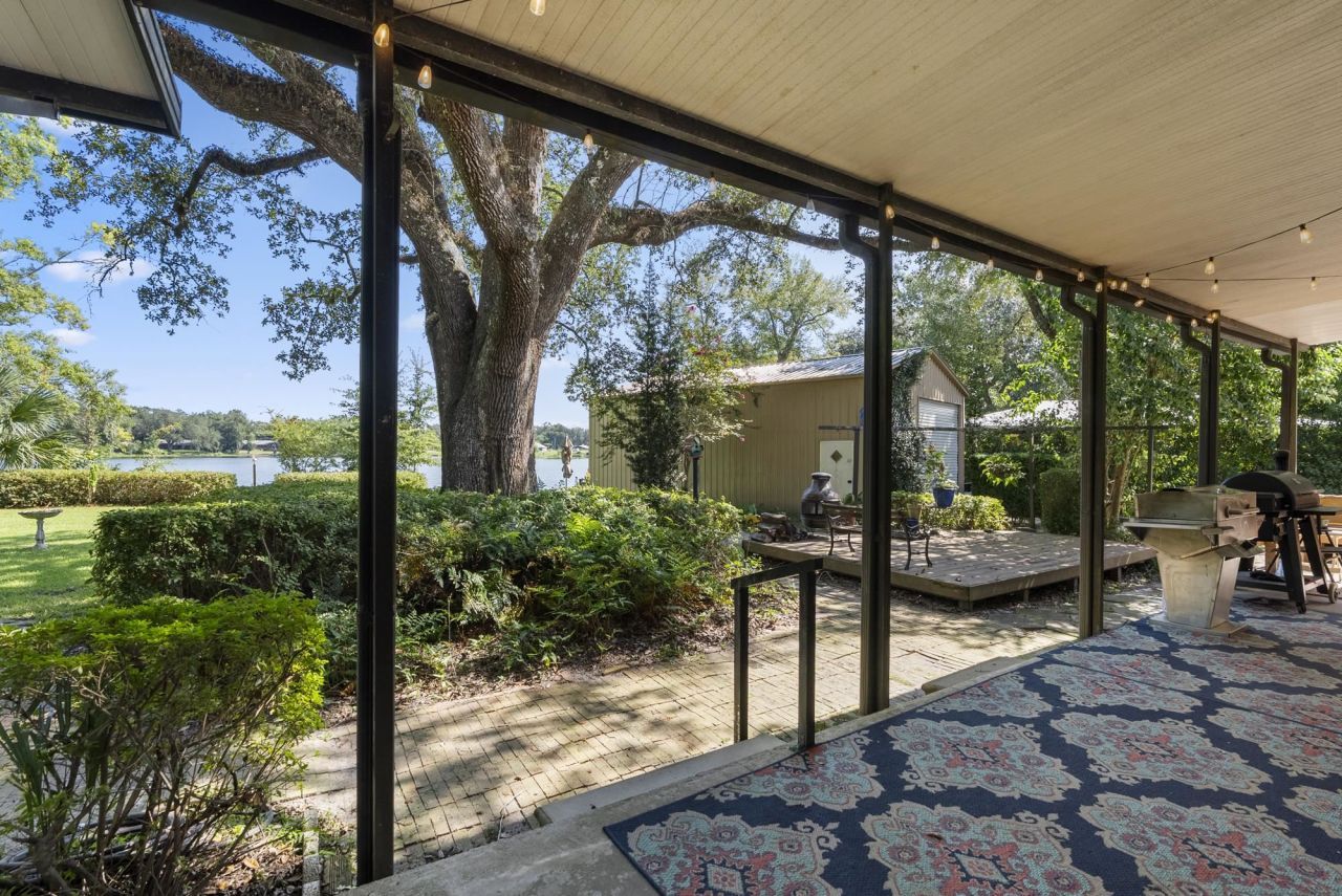 480 Lake View Drive, Wewahitchka, FL 32465 Photo