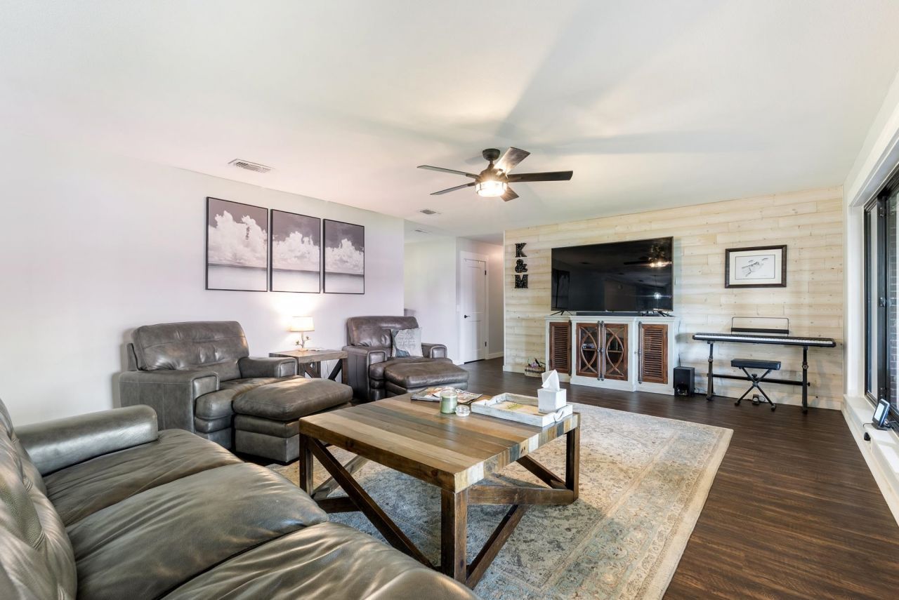 480 Lake View Drive, Wewahitchka, FL 32465 Photo