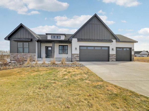22165 Monroe Street NW, Elk River, MN 55330