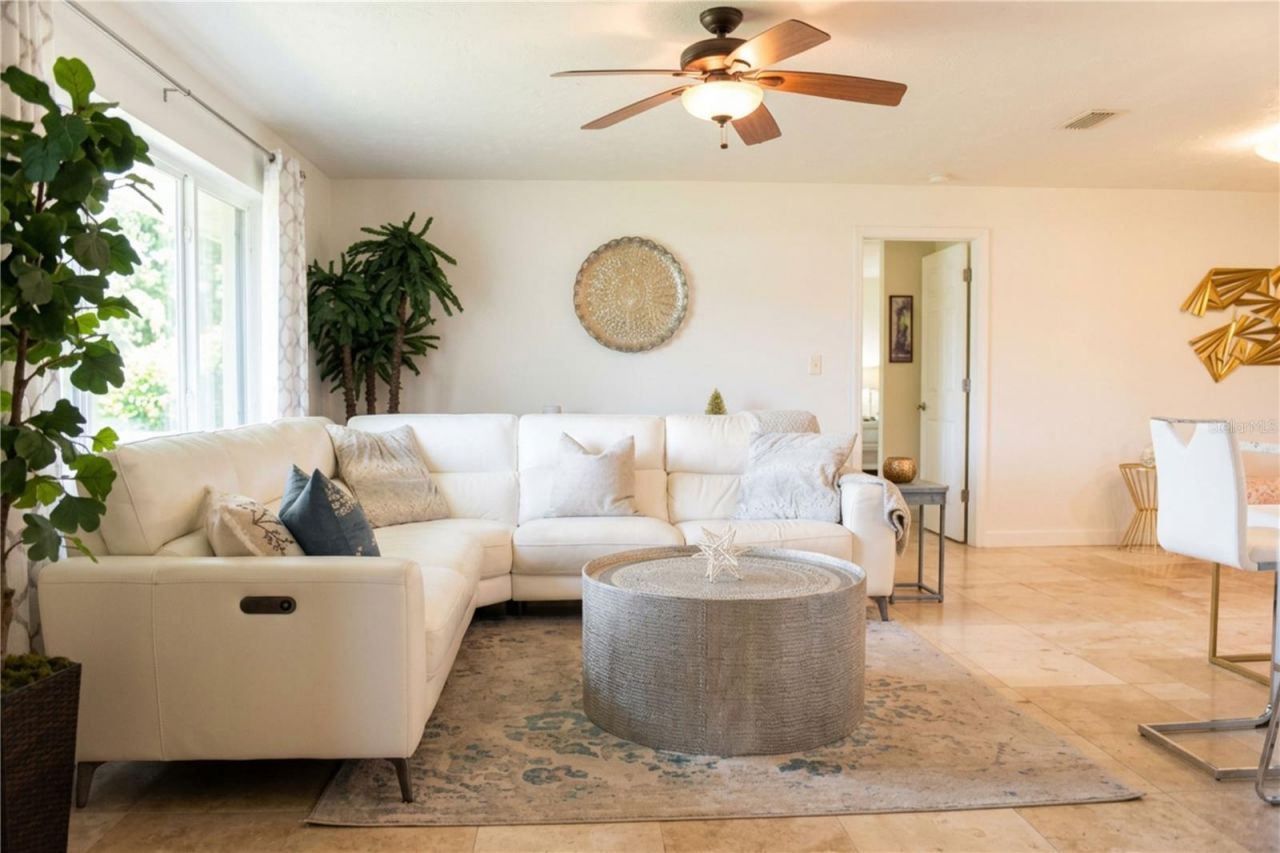 3998 22nd Avenue N, Saint Petersburg, FL 33713 Photo