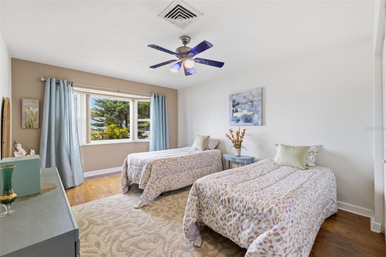 3998 22nd Avenue N, Saint Petersburg, FL 33713 Photo