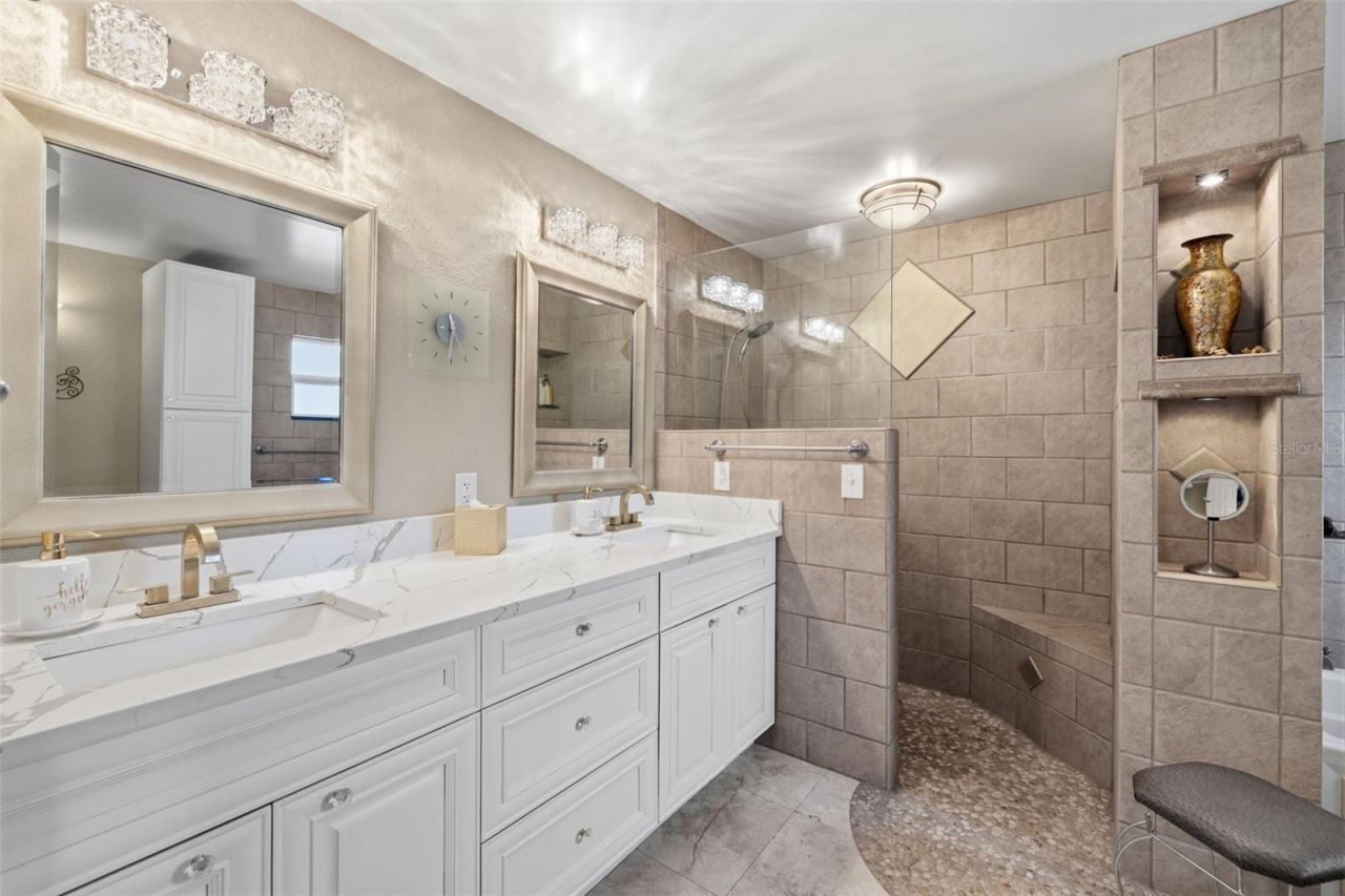 3998 22nd Avenue N, Saint Petersburg, FL 33713 Photo