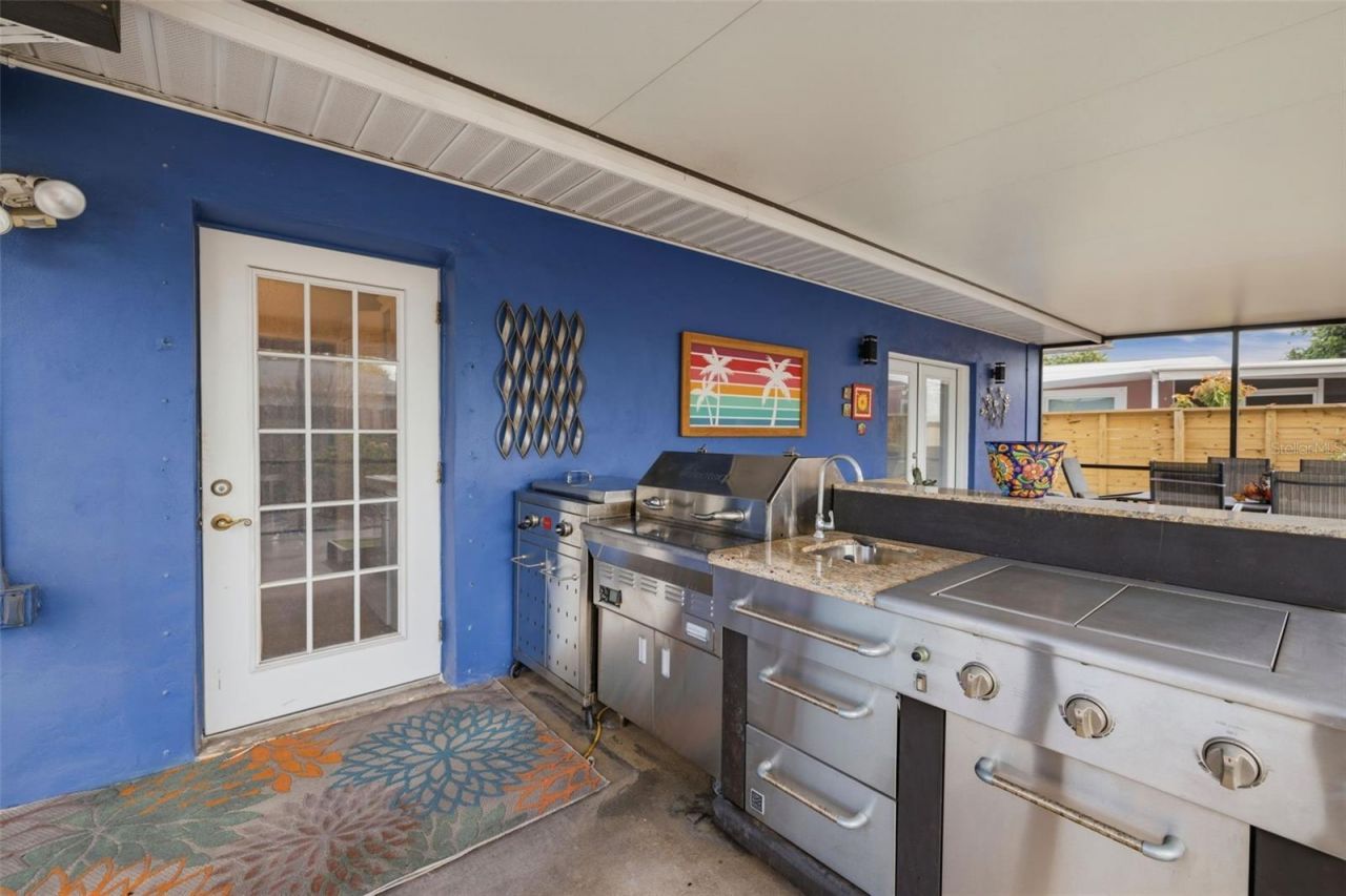 3998 22nd Avenue N, Saint Petersburg, FL 33713 Photo