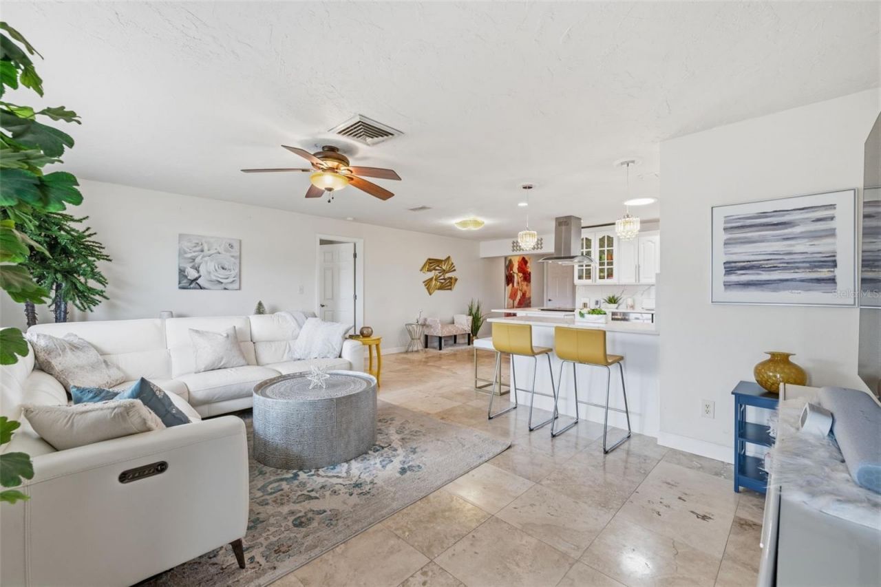 3998 22nd Avenue N, Saint Petersburg, FL 33713 Photo