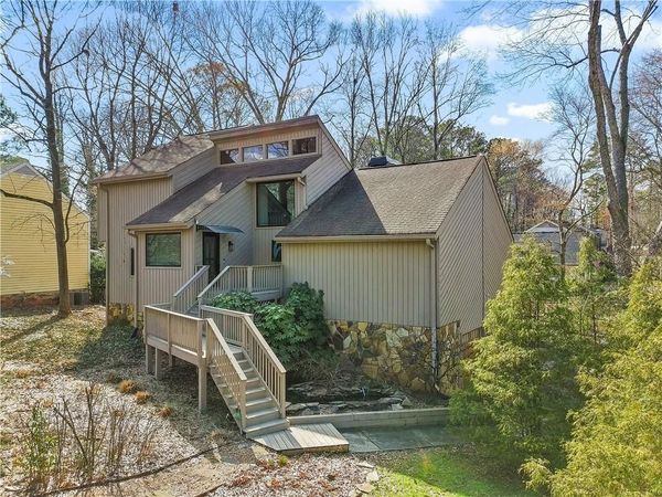 2532 Stockbridge Road , Marietta, GA 30062