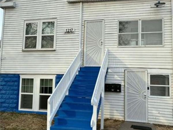 1217 Market Street , Madison, IL 62060