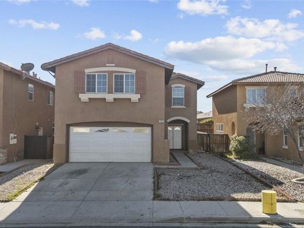14323 Moon Valley Street, Victorville, CA 92394