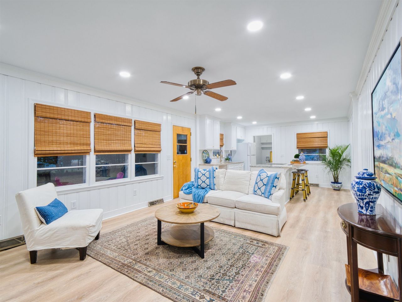 200 Oliver St.  Photo 10