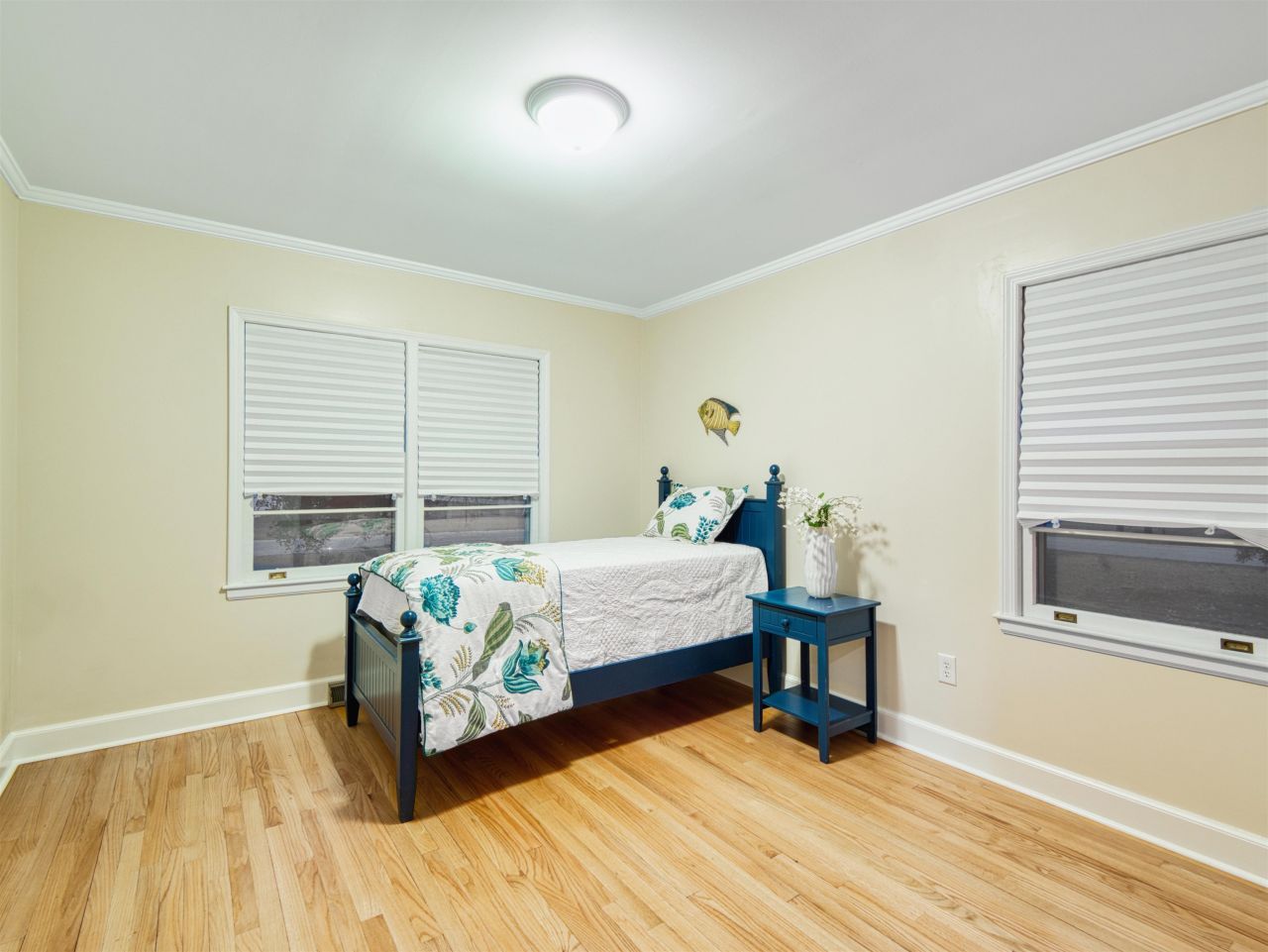 200 Oliver St.  Photo 27