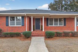 200 Oliver St.  photo 4