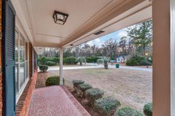 200 Oliver St.  photo 4