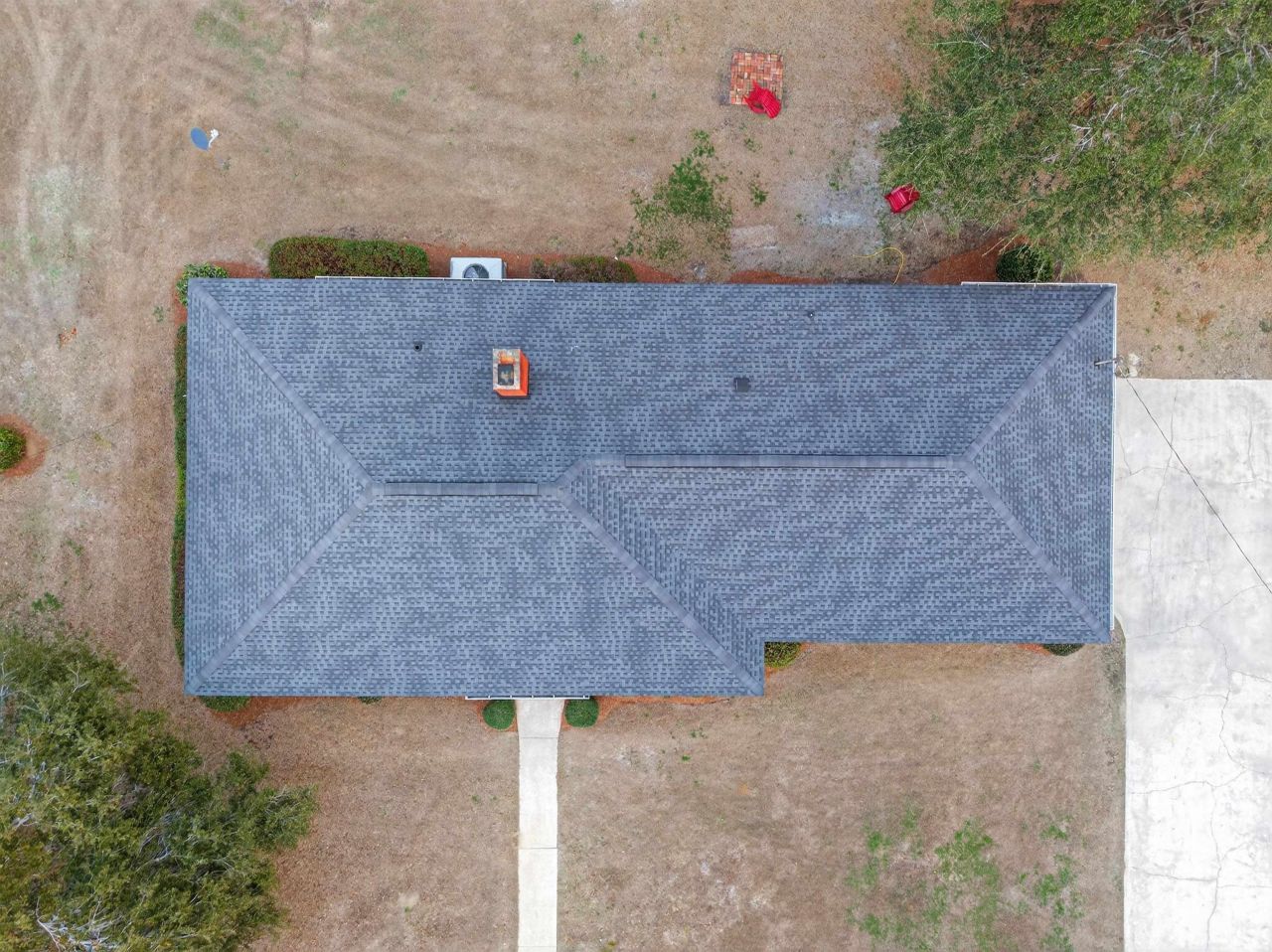 200 Oliver St.  Photo 41